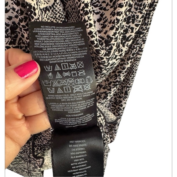 Guess Snakeskin Bodycon Mini Dress One Shoulder Cutout Party Club Date Dress XS - Picture 7 of 8